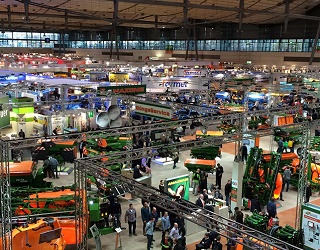 Українську сільгосптехніку на виставці в Німеччині представляють 16 виробників